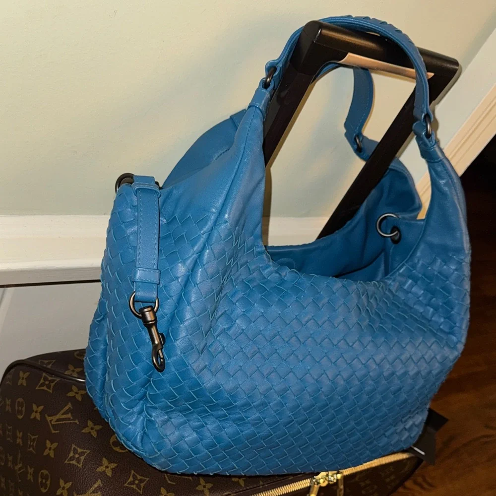 Bottega Veneta Intrecciato Blue Campana Woven Leather Hobo Bag Tote Purse